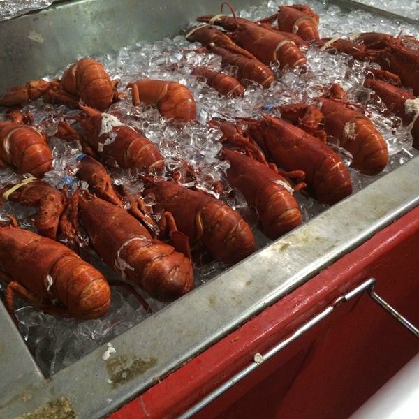 Photos at Jordan's Lobster Dock Sheepshead Bay 3165 Harkness Ave