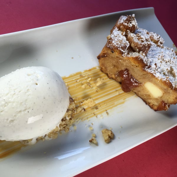Desserts at En Boga are based on Puerto Rican Delights!