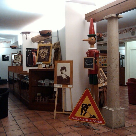 Foto tirada no(a) Etruscan Chocohotel Hotel por Marco T. em 1/22/2013