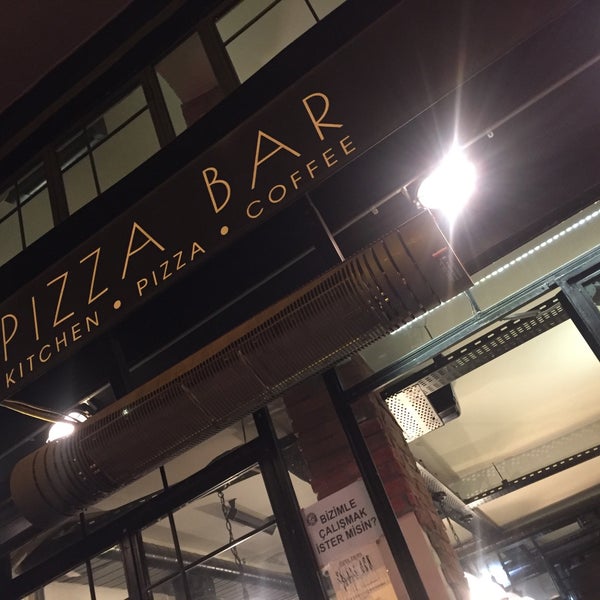11/18/2017にAltuğがPizza Barで撮った写真
