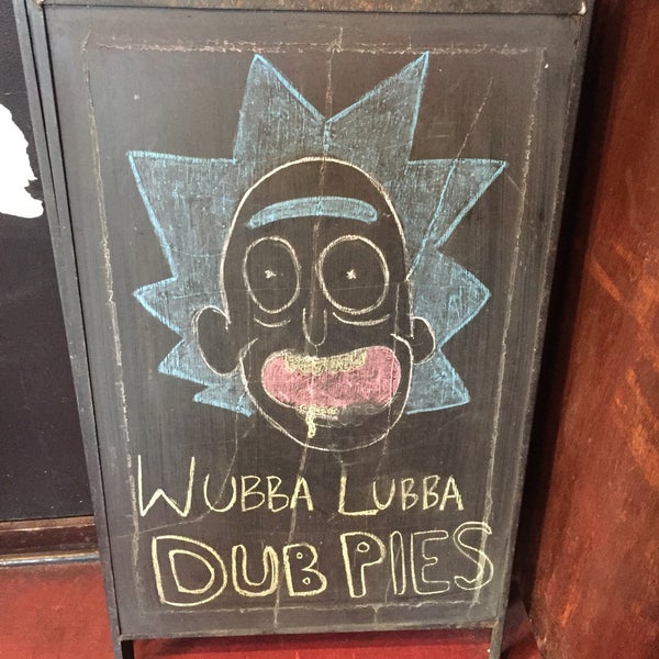 Photo taken at DUB Pies - Windsor Terrace by Joshua T. on 4/27/2016