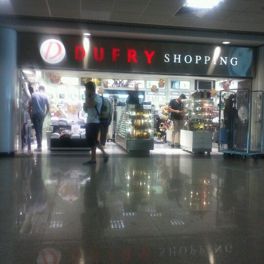 12/28/2012 tarihinde André Ricardo C.ziyaretçi tarafından Dufry Shopping'de çekilen fotoğraf