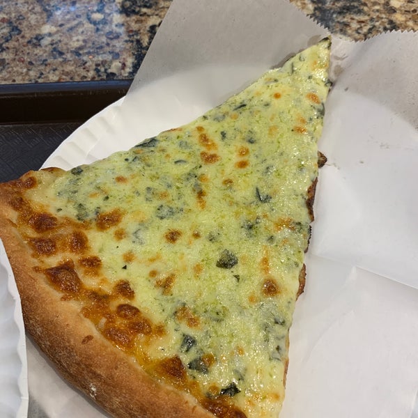 Grace Pizza Pizzeria in Glendale