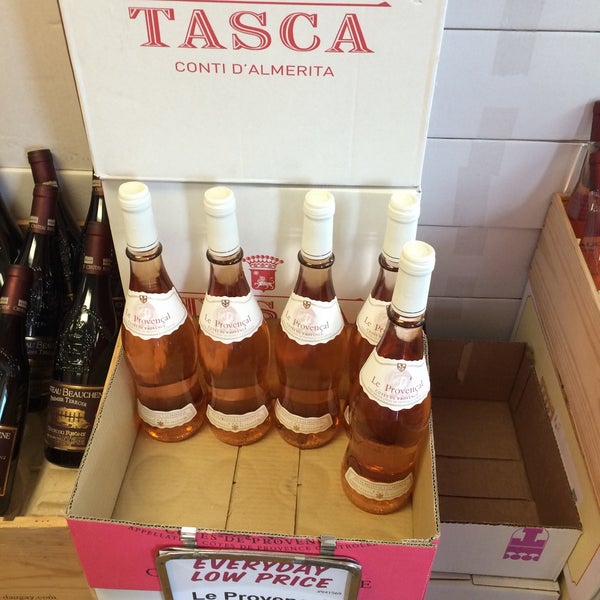 Photos at Binny's Beverage Depot (Now Closed) Hyde Park 1531 E 53rd St