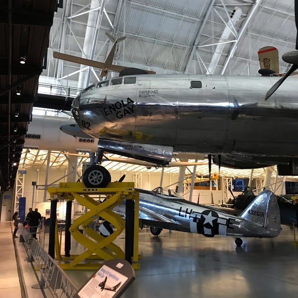 bradley ct flying museum enola gay Bradley ct flying museum enola gay