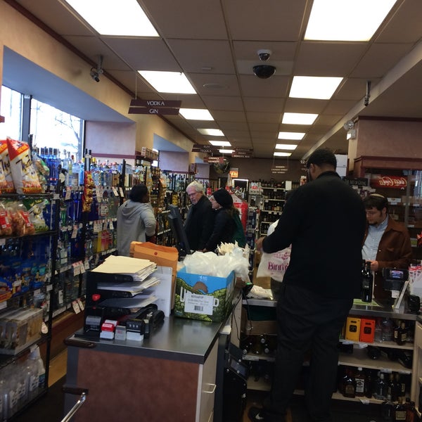 Photos at Binny's Beverage Depot (Now Closed) Hyde Park 1531 E 53rd St