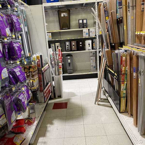 Elston Ace Hardware 3120 Hardware Store in Hyde Park