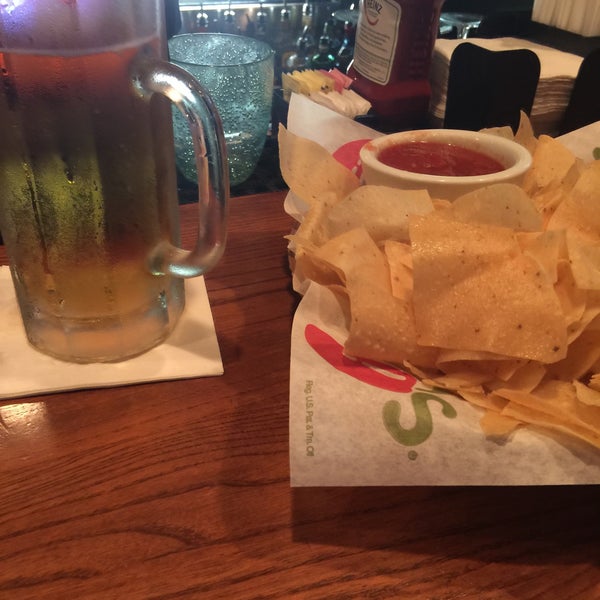 Photo taken at Chili&#39;s Grill &amp; Bar by Michael M. on 7/16/2017