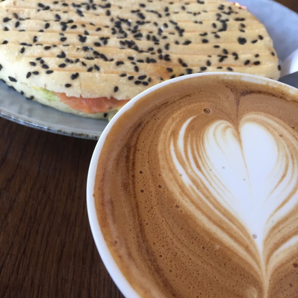 Wagas New American Restaurant in Beijing 北京