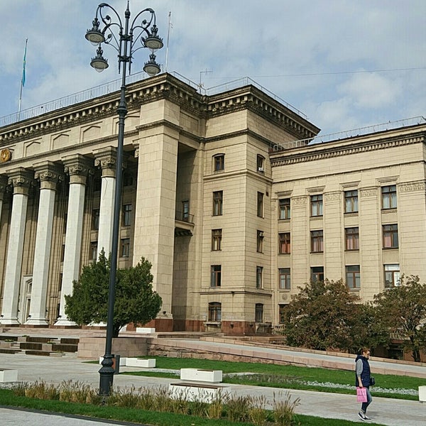 Кбту здание. Грант кбту. Кбту здание. Казахстанско-британский технический университет. Кбту.