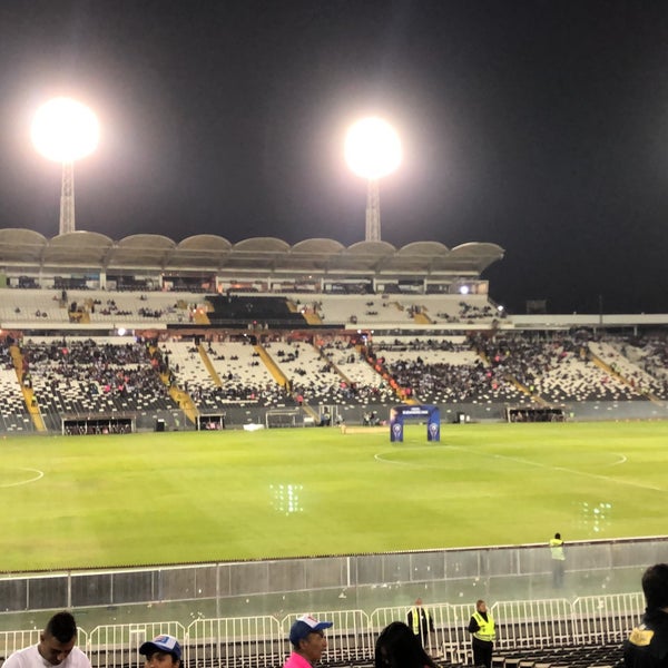 4/30/2019에 Raul T.님이 Estadio Monumental David Arellano에서 찍은 사진
