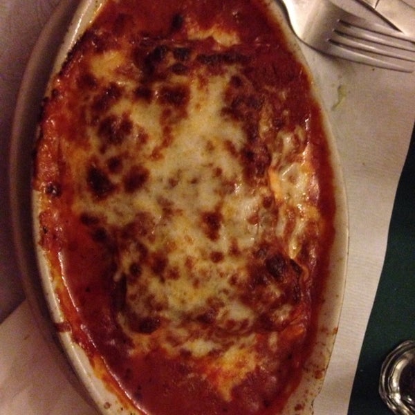 2/15/2014에 Norma L.님이 Volare Italian Restaurant에서 찍은 사진