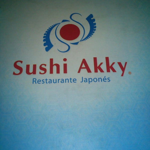 รูปภาพถ่ายที่ Sushi Akky โดย Carlos R. เมื่อ 3/21/2013