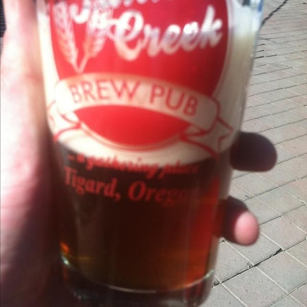 Photo taken at Max&#39;s Fanno Creek Brew Pub by Martin C. on 8/17/2013