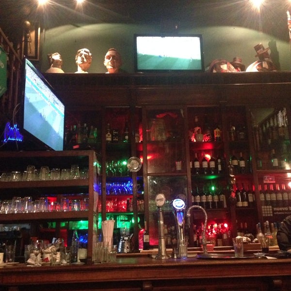 6/14/2014 tarihinde Svetlana K.ziyaretçi tarafından Bárbaro Bar | Bar o Bar'de çekilen fotoğraf