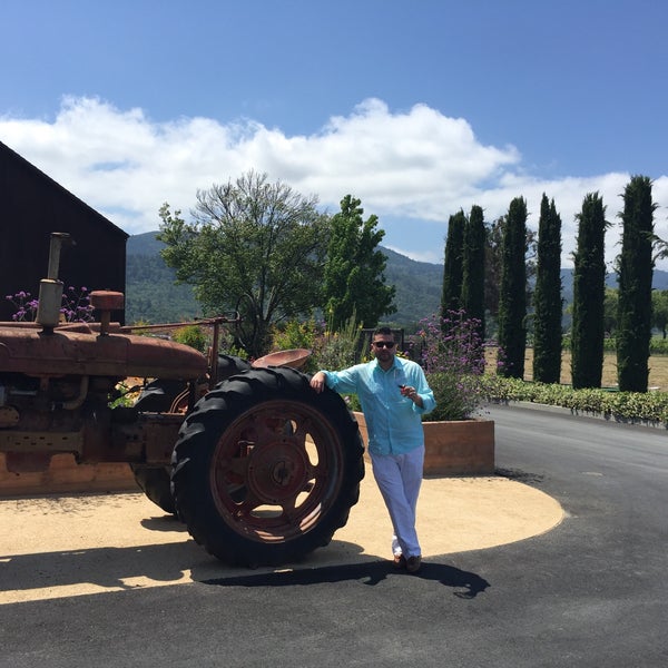 Photo taken at Turnbull Wine Cellars by Carlos G. on 5/23/2015