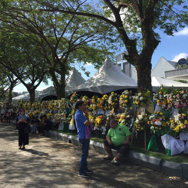 Photos At Nirvana Memorial Park Sibu Bintulu