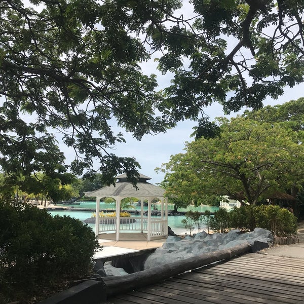 Photo taken at Plantation Bay Resort and Spa by Krish S. on 6/17/2018