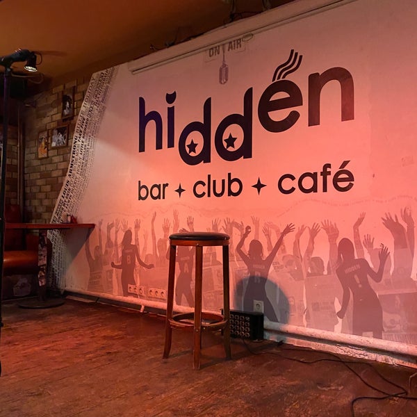 Foto tirada no(a) Hidden Bar por Andrey K. em 10/21/2020