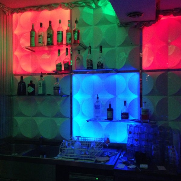 Q bar. Q bar