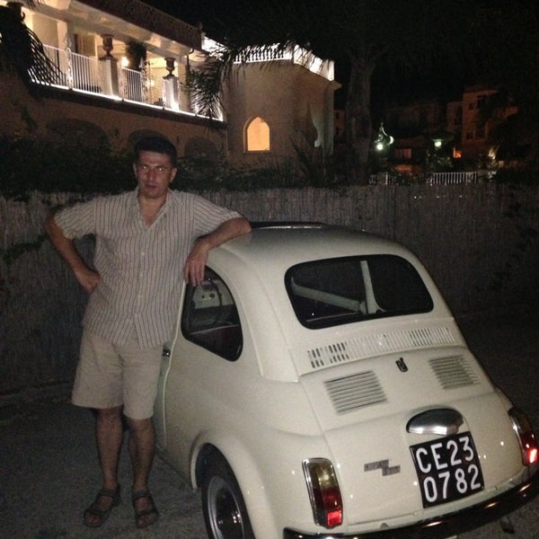 Das Foto wurde bei Terme Manzi Hotel And Spa Ischia von Ilya V. am 7/28/2013 aufgenommen
