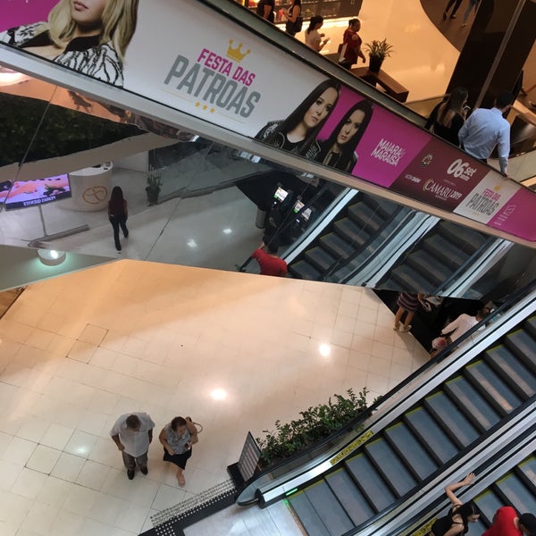 Photo taken at Center Shopping by Carlos Henrique V. on 8/15/2019