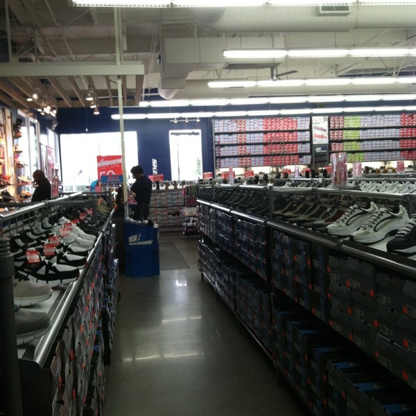 SKECHERS Factory Outlet (Now Closed) - University - Riverside, CA