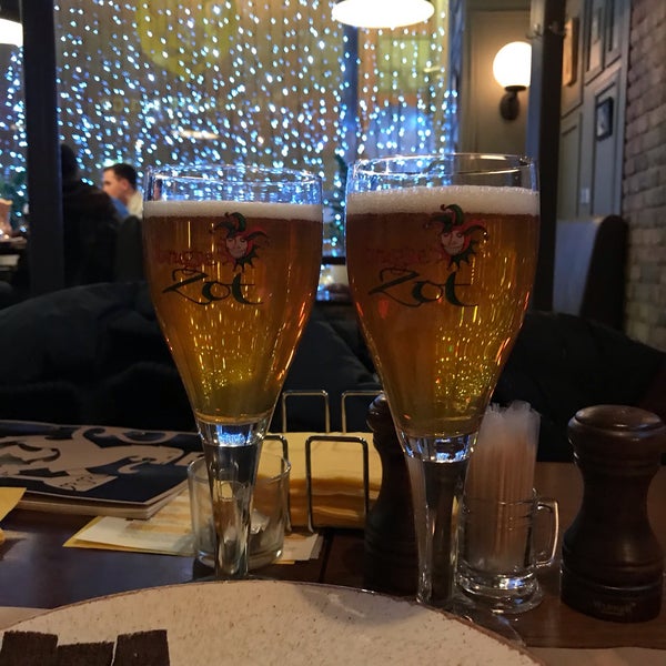 Снимок сделан в Бельгийская пивная «0.33» / Brasserie belge 0.33 пользователем Lena K. 1/17/2019