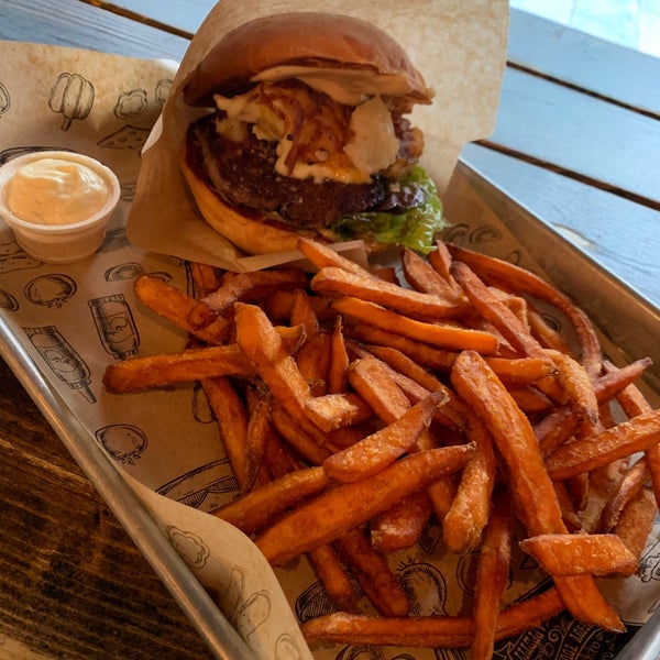 duke burger burger joint in mitte