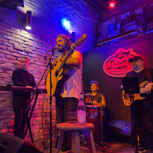 Псков mojo gastro bar