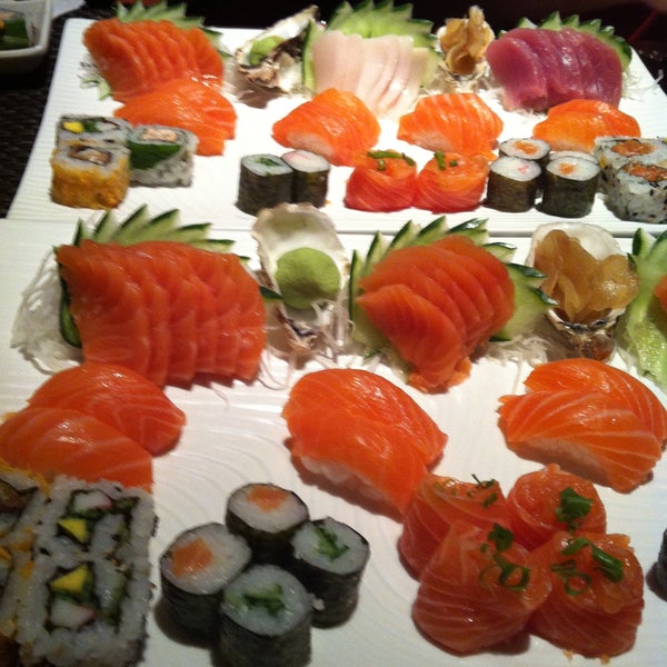 Das Foto wurde bei Kaizen Japanese Food 改善 von Flávia O. am 4/18/2013 aufgenommen