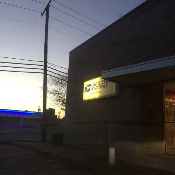 US Post Office 4 tips from 218 visitors