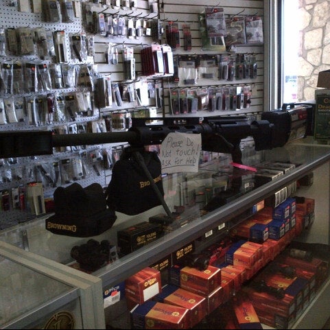 B S Guns Sporting Goods Shop In Garland