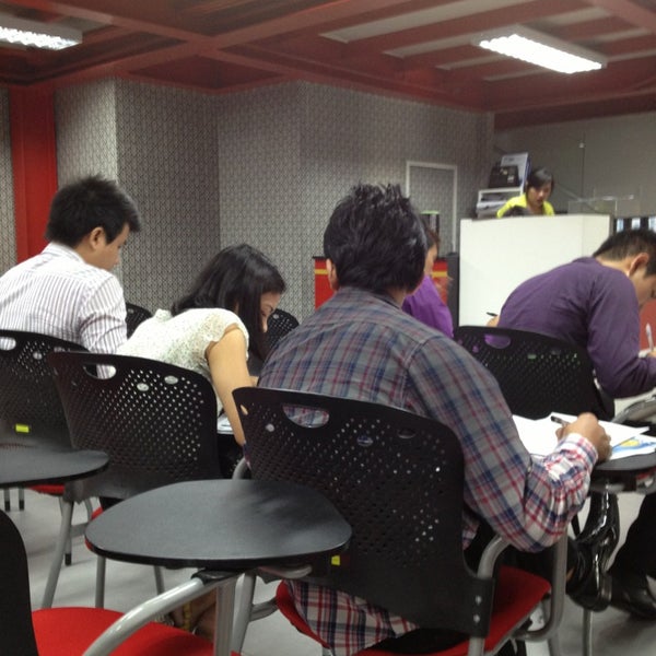 Career Hub Resorts World Manila