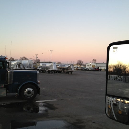 Photos at Bruce Oakley Truck Wash - North Little Rock, AR