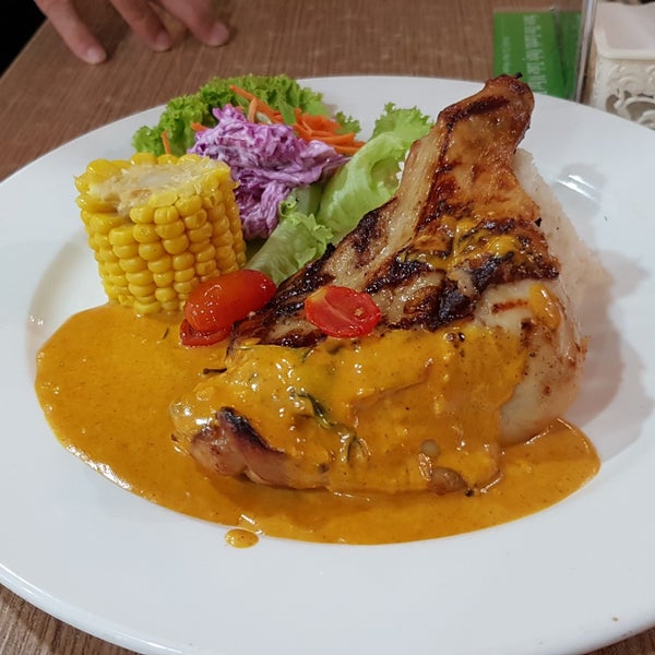 Seasonal Salad Bar (Now Closed) Jurong East 2 tips from 91 visitors