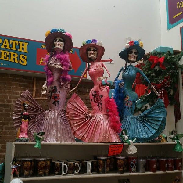 Old Town Basket & Rug Shop 301 Romero St NW