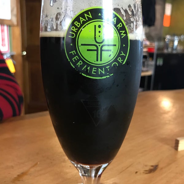 Photo taken at The Portland Beer Hub by Mike on 10/30/2018