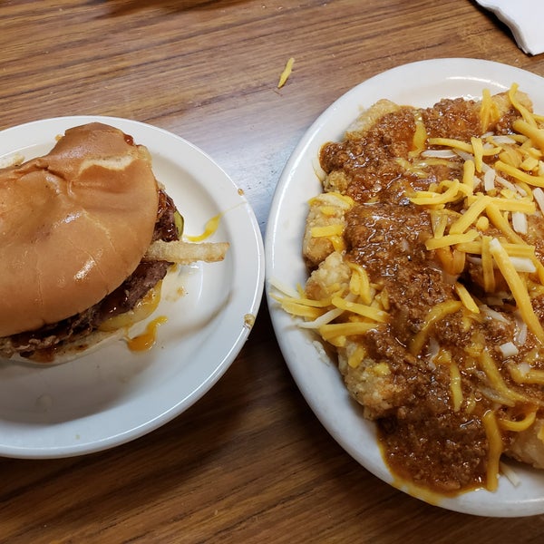 Photo taken at Brownie&#39;s Hamburger Stand by Bob L. on 12/13/2018