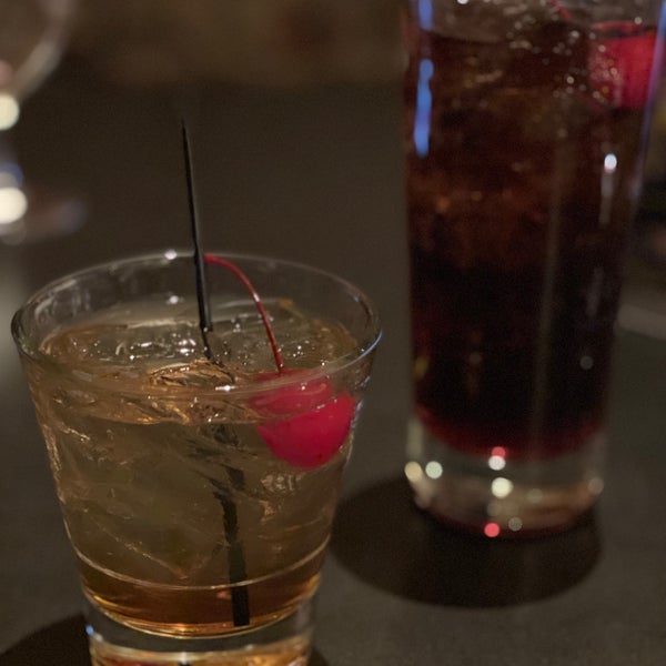 Pickwick & Frolic Restaurant and Club Downtown Cleveland 23 tips