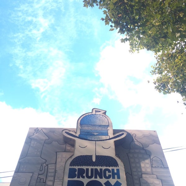 10/26/2014にAllison B.がBrunch Boxで撮った写真