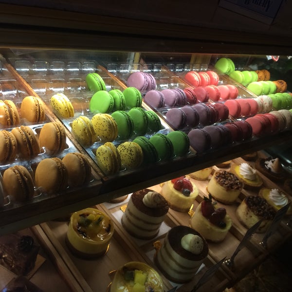 8/17/2015 tarihinde Ramon F.ziyaretçi tarafından Alliance Bakery'de çekilen fotoğraf