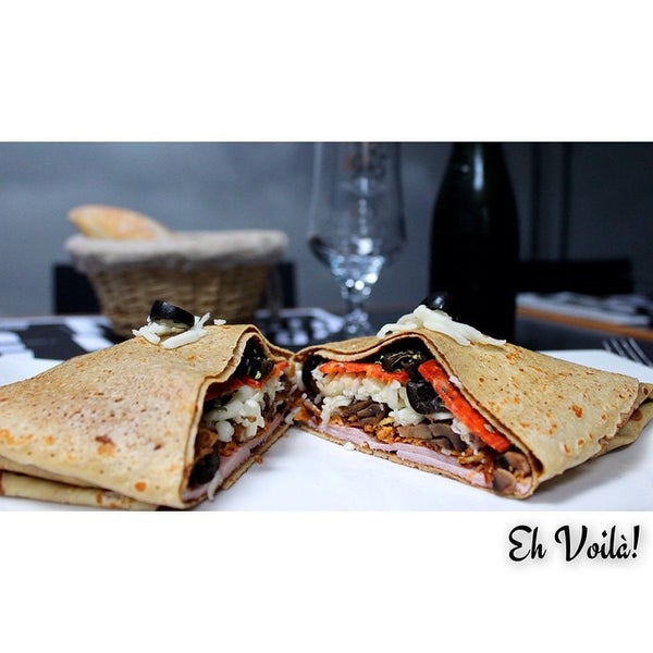 Photo taken at Eh Voilà! by Crêpería Eh Voilà! V. on 2/24/2015