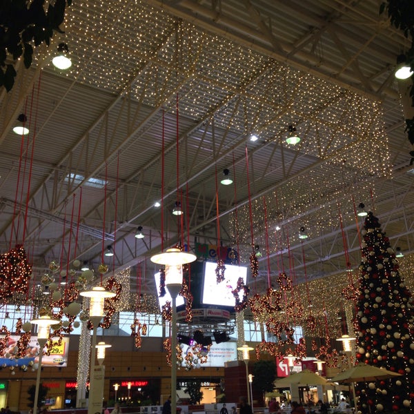 1/3/2015 tarihinde Kristina T.ziyaretçi tarafından MEGA Mall'de çekilen fotoğraf