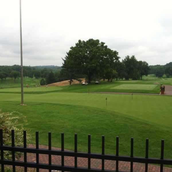 Brookside Country Club 198 ziyaretçi