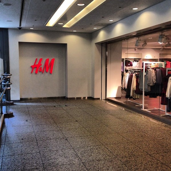 H M Clothing Store In 横浜市 H M Clothing Store In 横浜市