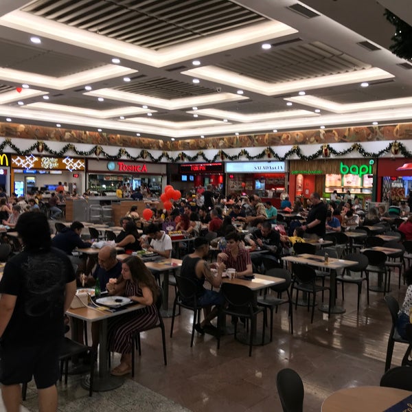 รูปภาพถ่ายที่ Goiânia Shopping โดย Ubirajara O. เมื่อ 11/9/2019