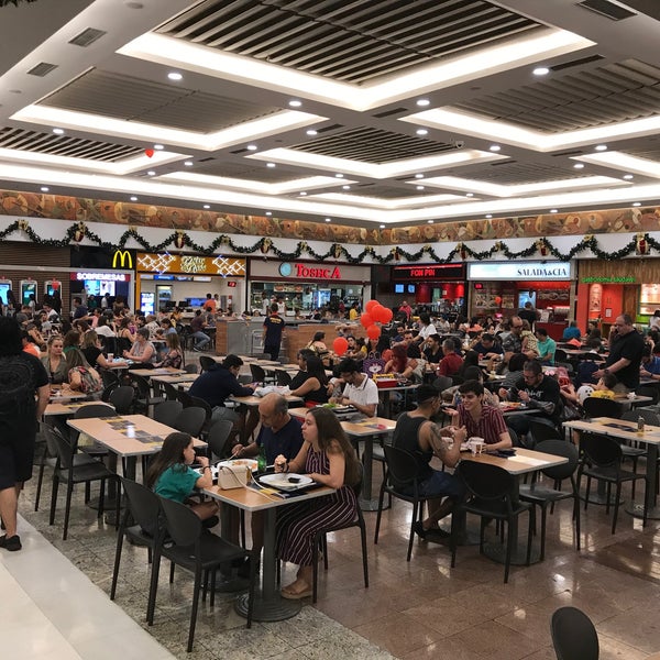 รูปภาพถ่ายที่ Goiânia Shopping โดย Ubirajara O. เมื่อ 11/9/2019