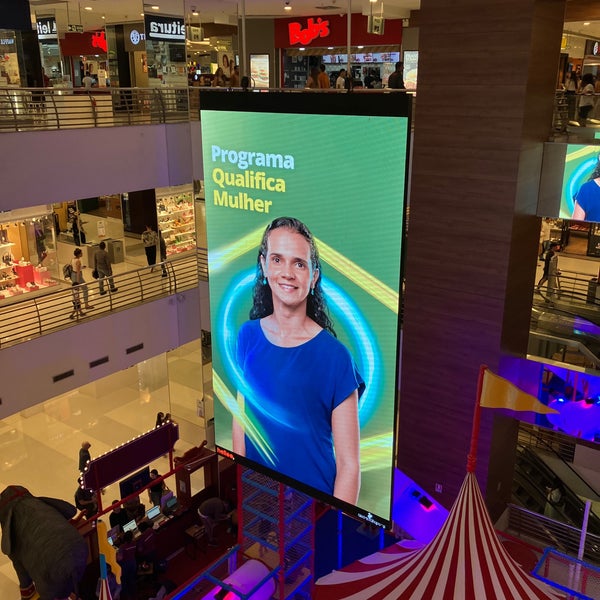 Foto tirada no(a) Goiânia Shopping por Ubirajara O. em 6/23/2022