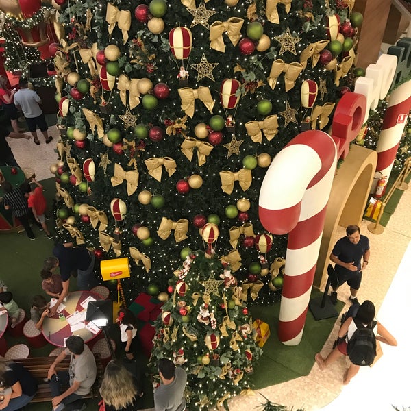 Foto tirada no(a) Goiânia Shopping por Ubirajara O. em 11/30/2019